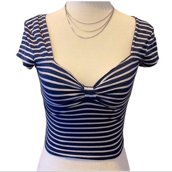 Abercrombie & Fitch Crop Top - Picture 1 of 3